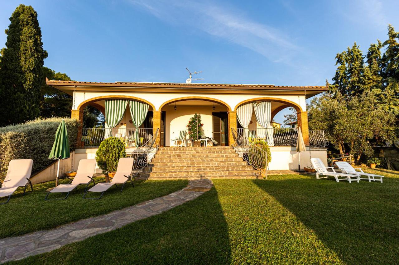 Agriturismo San Filippo カンパニャーティコ エクステリア 写真